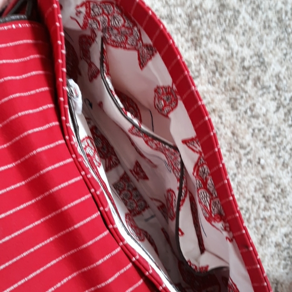 Vera Bradley shoulder bag with flap - Picture 10 of 14